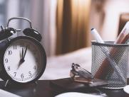 ¿Cuántas horas se deben trabajar en 2025?