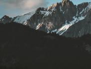 Imagen montañas avif